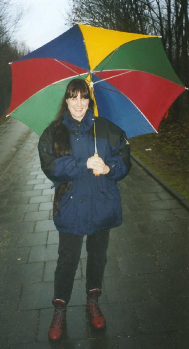 Nico unterm Regenschirm
